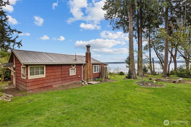 3817 Bells Beach Road, Langley, WA 98260