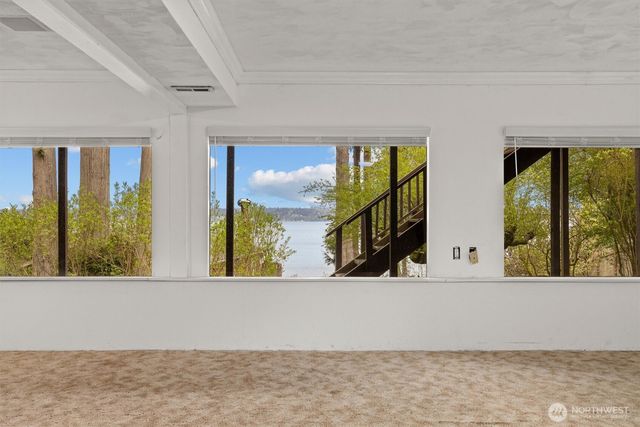 3817 Bells Beach Road, Langley, WA 98260