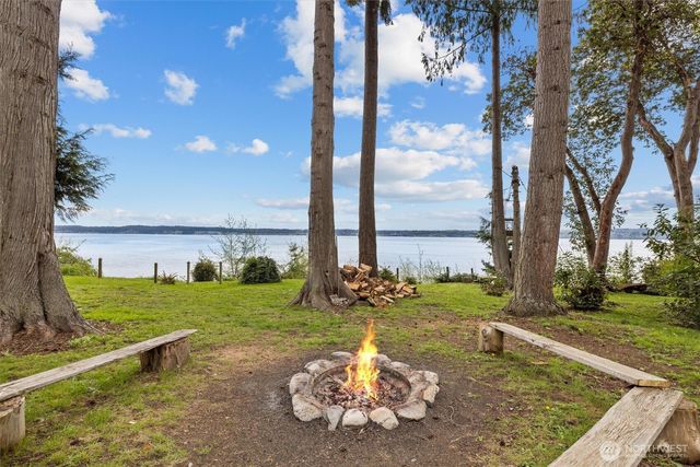 3817 Bells Beach Road, Langley, WA 98260