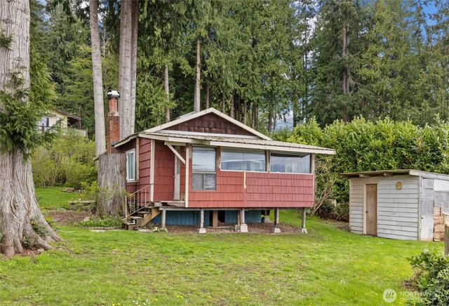 3817 Bells Beach Road, Langley, WA 98260