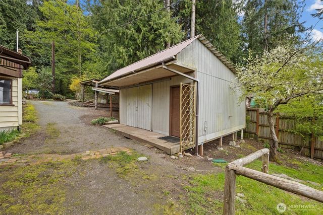 3817 Bells Beach Road, Langley, WA 98260