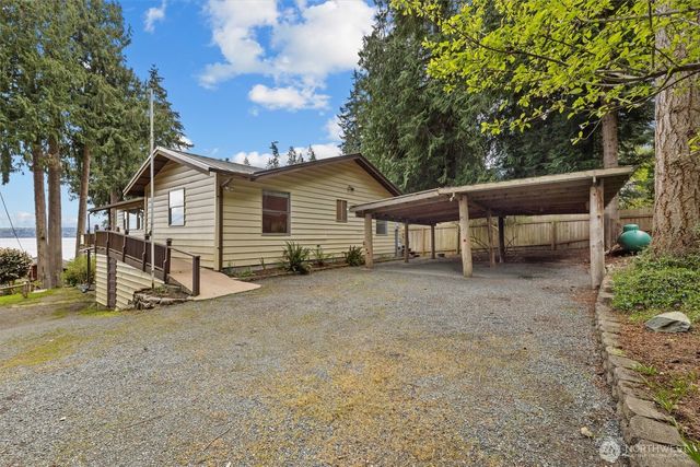 3817 Bells Beach Road, Langley, WA 98260