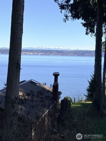 3817 Bells Beach Road, Langley, WA 98260