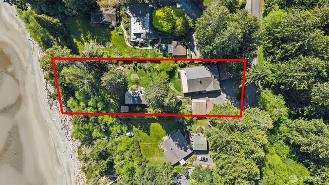 3817 Bells Beach Road, Langley, WA 98260