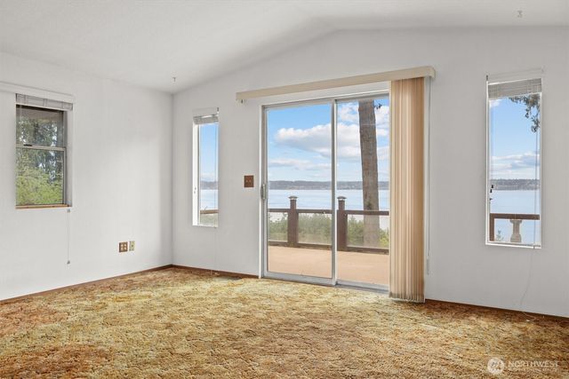 3817 Bells Beach Road, Langley, WA 98260