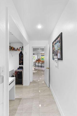 19885 NE 22nd Avenue, Miami, FL 33180