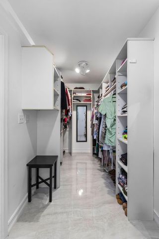 19885 NE 22nd Avenue, Miami, FL 33180