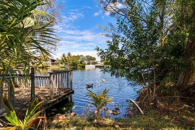 19885 NE 22nd Avenue, Miami, FL 33180