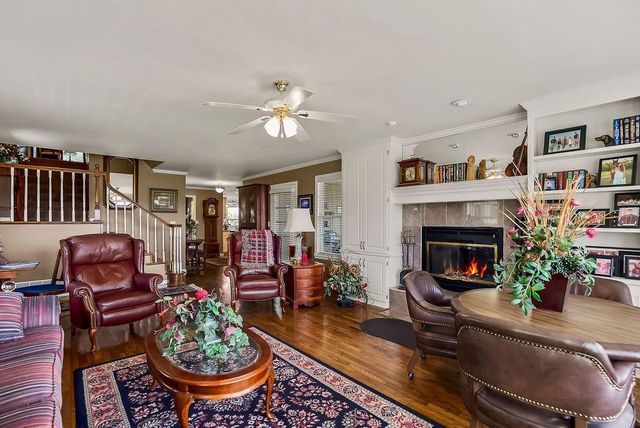 5973 OGG Road, Shawnee, KS 66217