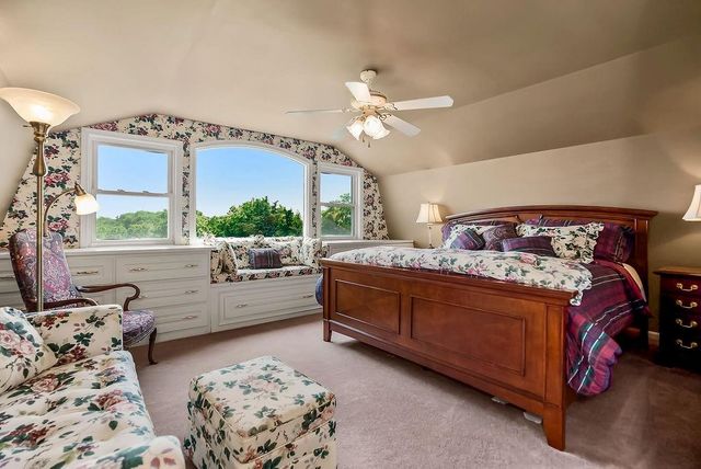 5973 OGG Road, Shawnee, KS 66217
