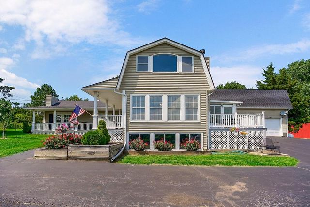 5973 OGG Road, Shawnee, KS 66217
