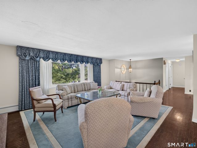 35 Inchcliffe Drive, Ledyard, CT 06335