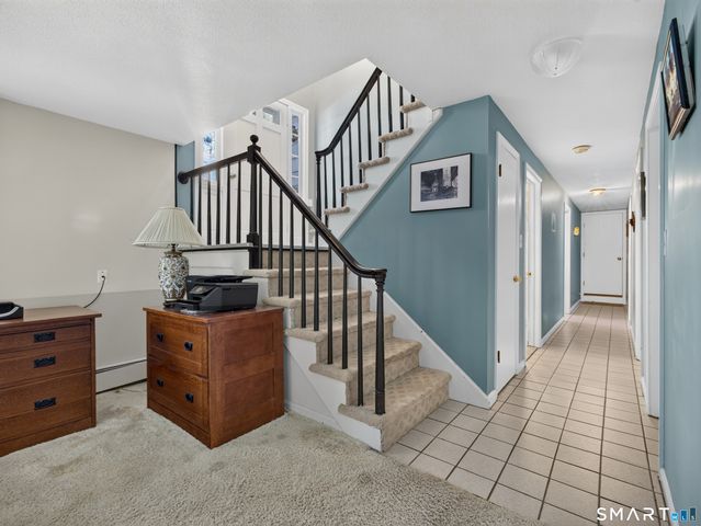 35 Inchcliffe Drive, Ledyard, CT 06335