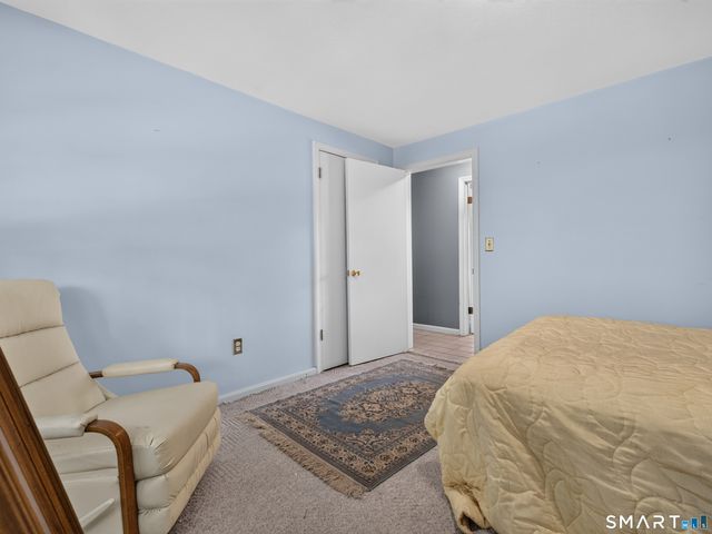 35 Inchcliffe Drive, Ledyard, CT 06335