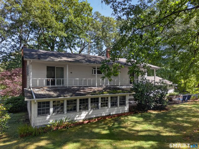 35 Inchcliffe Drive, Ledyard, CT 06335