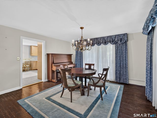 35 Inchcliffe Drive, Ledyard, CT 06335