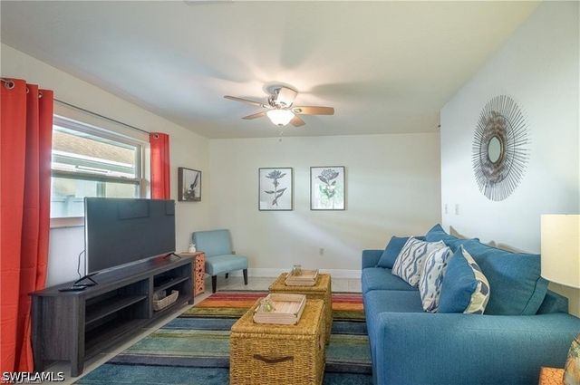 731 104th AVE N, Naples, FL 34108