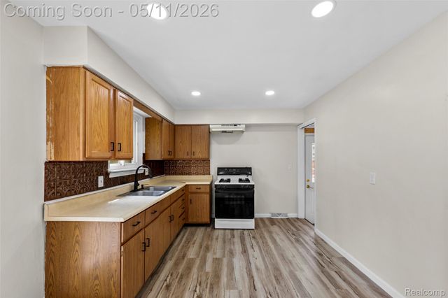 26027 Ross Street, Inkster, MI 48141