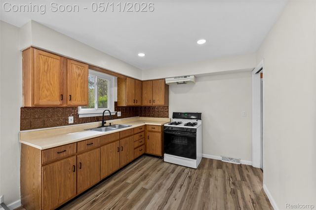 26027 Ross Street, Inkster, MI 48141