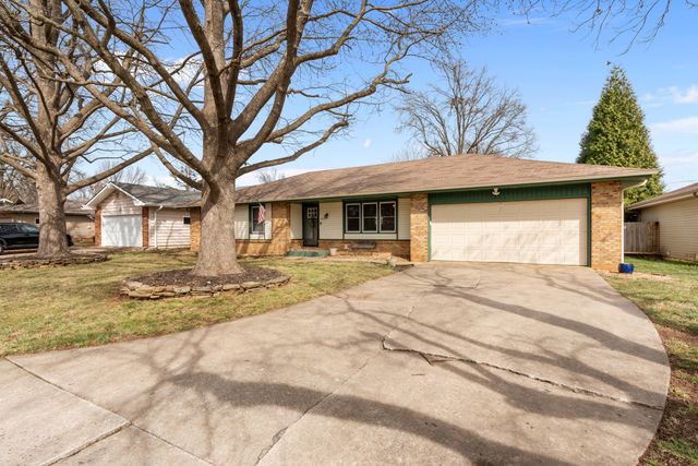 2528 S Weller Avenue, Springfield, MO 65804