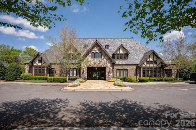 504 Bear Paw Drive, Waxhaw, NC 28173
