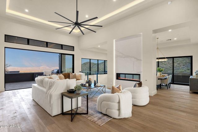 16119 N DESERT FOX Parkway, Fountain Hills, AZ 85268