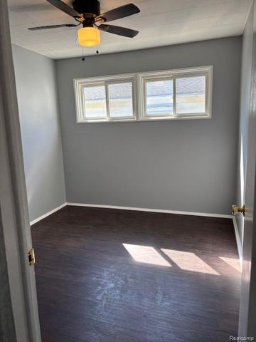 1770 Council Avenue, Lincoln Park, MI 48146
