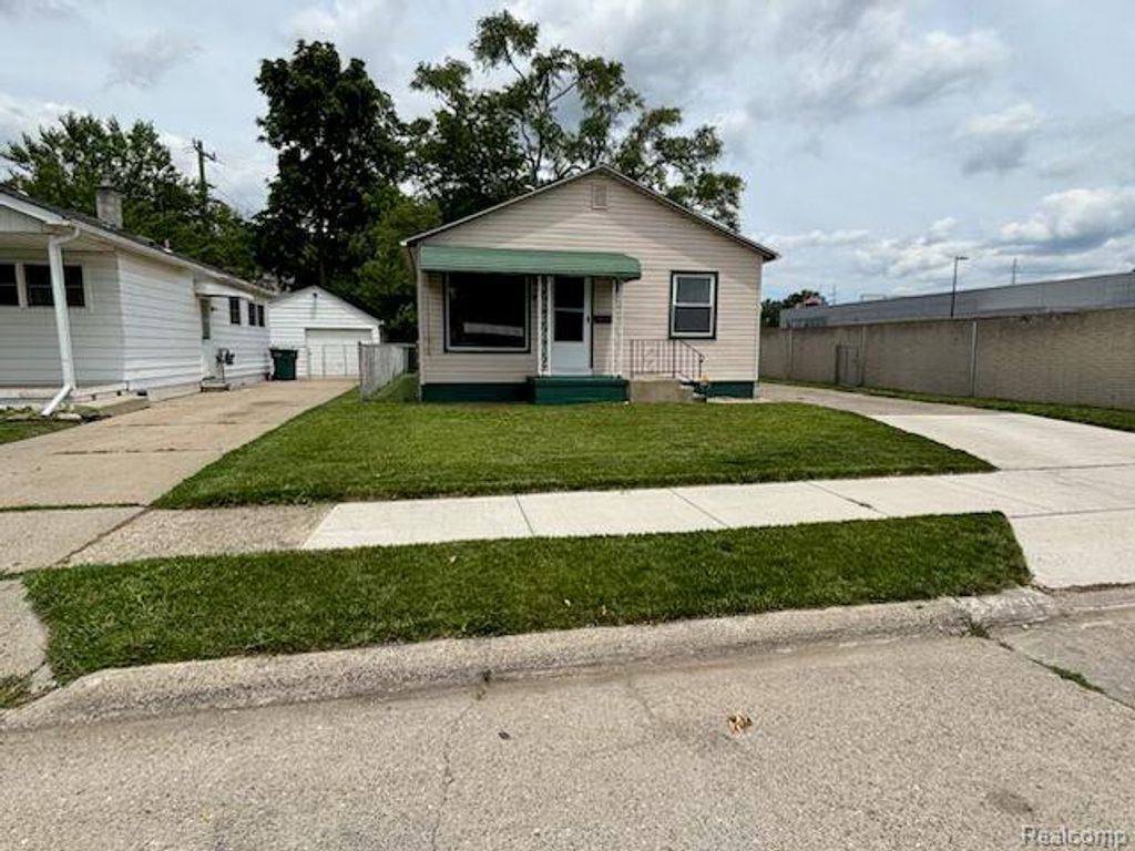 1770 Council Avenue, Lincoln Park, MI 48146