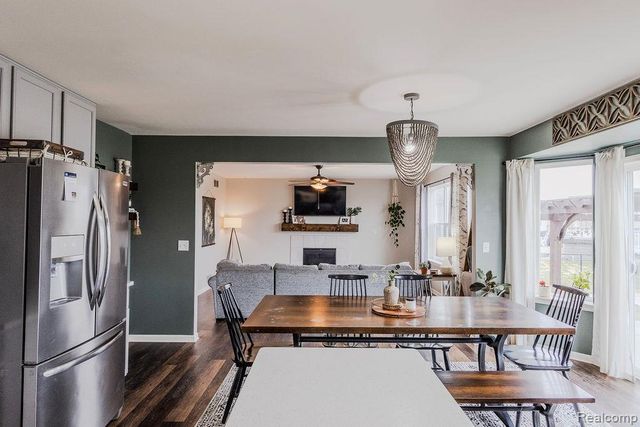 9010 Birch Pointe Drive, Berlin Charter Township, MI 48166