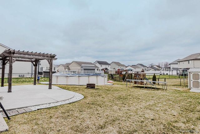 9010 Birch Pointe Drive, Berlin Charter Township, MI 48166