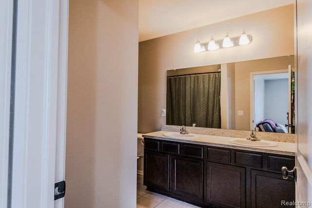 9010 Birch Pointe Drive, Berlin Charter Township, MI 48166