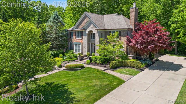 8273 Trafford Court, Canton Charter Township, MI 48187