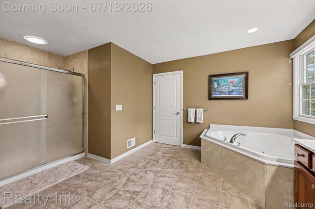 8273 Trafford Court, Canton Charter Township, MI 48187