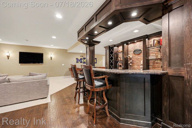 8273 Trafford Court, Canton Charter Township, MI 48187