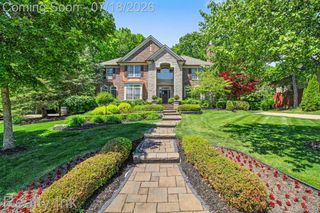 8273 Trafford Court, Canton Charter Township, MI 48187