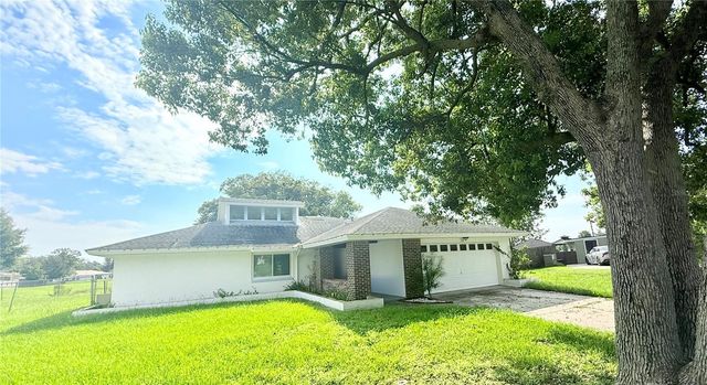 140 FAIRWAY TEN DRIVE, Casselberry, FL 32707
