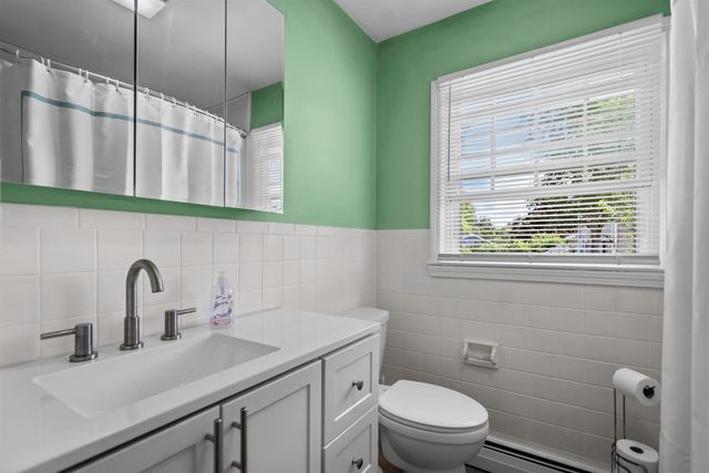 1 Birchwood Drive, Merrimack, NH 03054