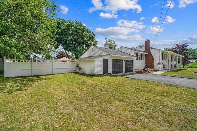 1 Birchwood Drive, Merrimack, NH 03054