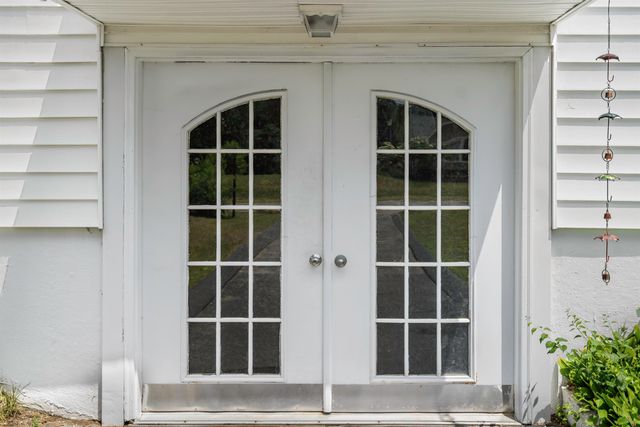 1 Birchwood Drive, Merrimack, NH 03054