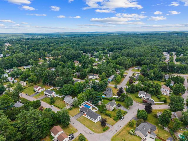 1 Birchwood Drive, Merrimack, NH 03054