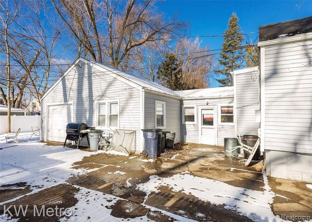 1216 Cherokee Avenue, Royal Oak, MI 48067