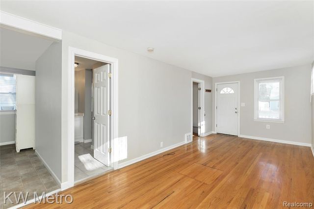 1216 Cherokee Avenue, Royal Oak, MI 48067