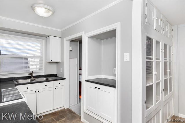 1216 Cherokee Avenue, Royal Oak, MI 48067