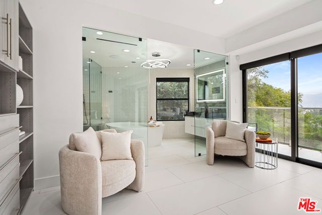 7141 Woodrow Wilson Drive, Los Angeles, CA 90068