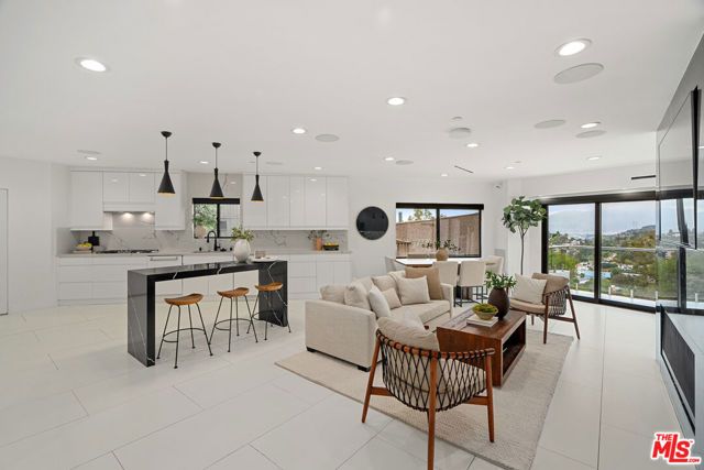 7141 Woodrow Wilson Drive, Los Angeles, CA 90068