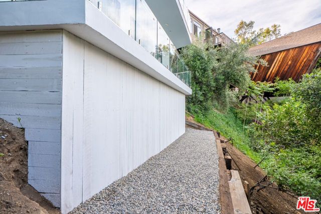 7141 Woodrow Wilson Drive, Los Angeles, CA 90068