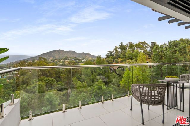 7141 Woodrow Wilson Drive, Los Angeles, CA 90068