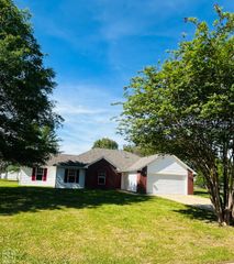 1628 Crepe Myrtle, Jonesboro, AR 72401