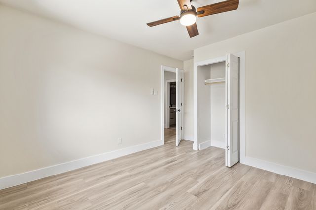 2134 Bowie Drive, Carrollton, TX 75006