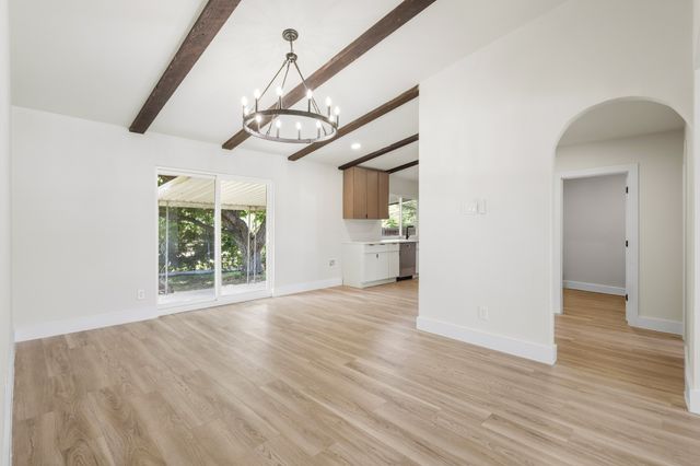 2134 Bowie Drive, Carrollton, TX 75006